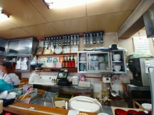 亀戸ぎょうざ店内